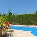 Mila * لاميتّيا ذي مار